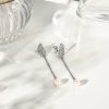 Серьги Вырица с фианитами и белым жемчугом swarovski