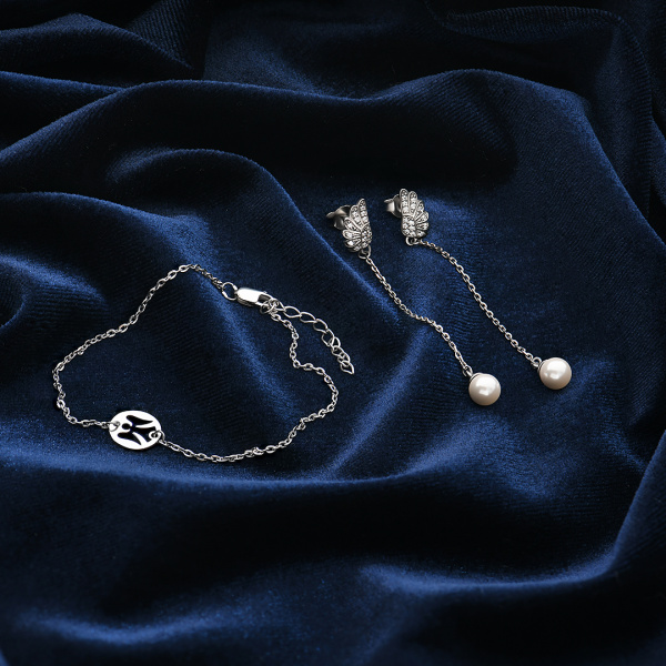 Серьги Вырица с фианитами и жемчугом swarovski
